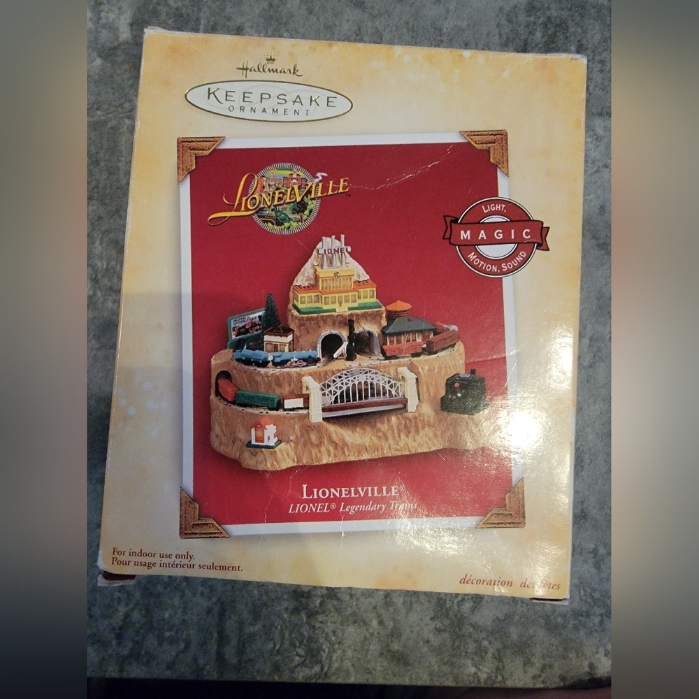 Hallmark 2004 Keepsake Ornament Lionelville Lionel Trains Light Motion Sound